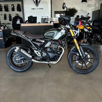 TRIUMPH SCRAMBLER 400 X 